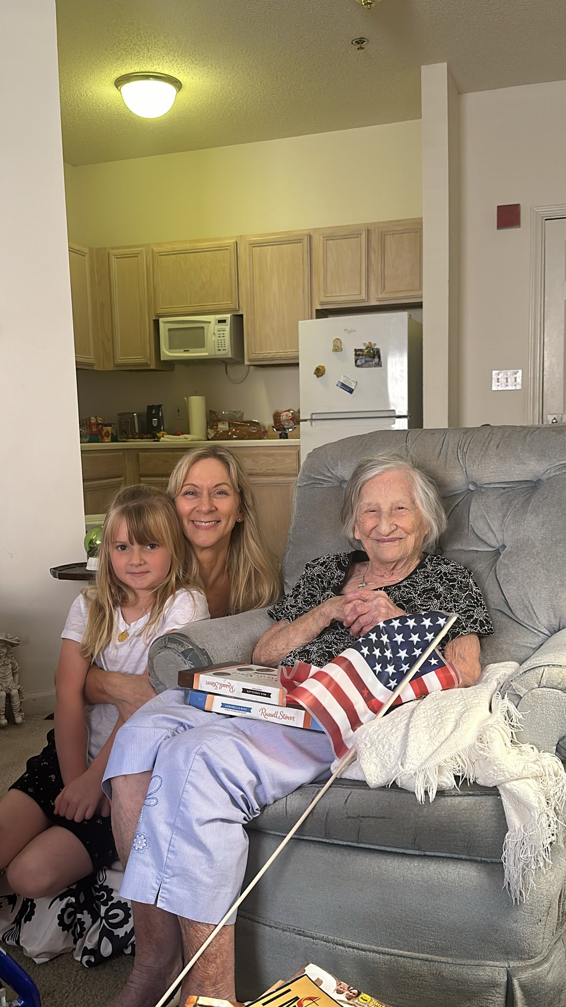 Lisa Mantei Joins Husband Rick in Heartfelt Birthday Visit to Hospice Patient